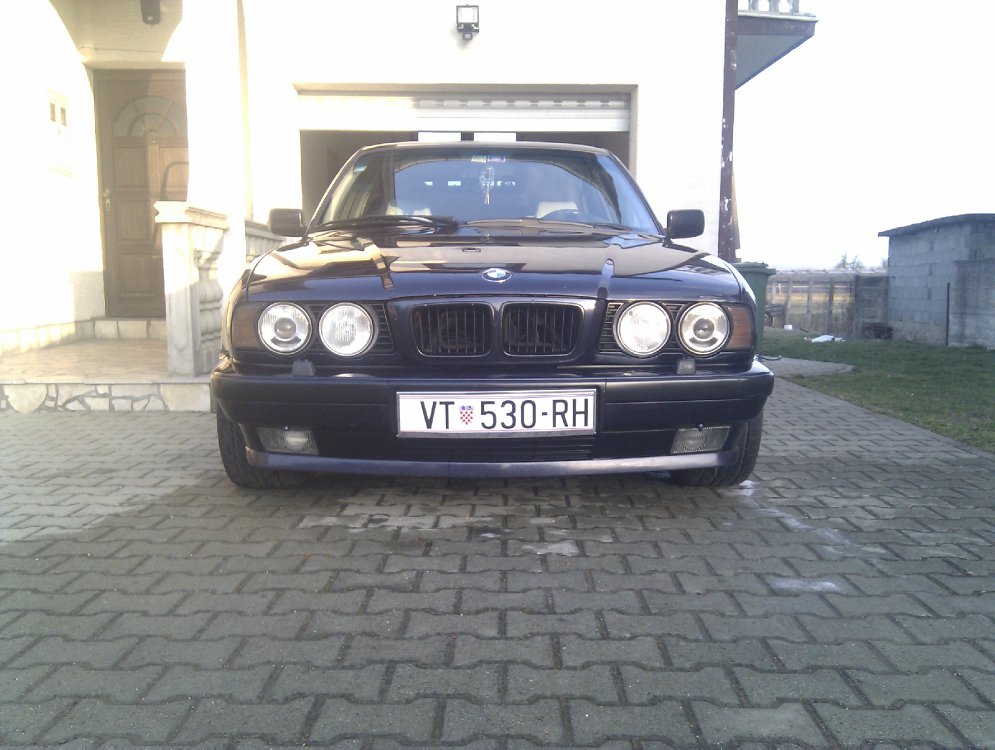 E34, 530i V8 - 5er BMW - E34