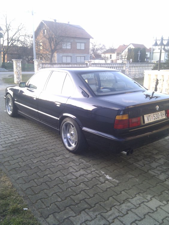 E34, 530i V8 - 5er BMW - E34