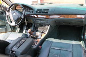 Mein erstes Auto: 528i Touring mit Stickerbomb! - 5er BMW - E39