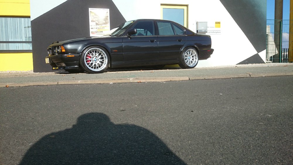 BMW E34 540i Individual - 5er BMW - E34