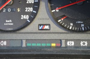 "Kleiner Blickfang" - 3er BMW - E30