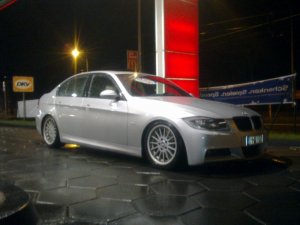 DIESEL POWER 335d - 3er BMW - E90 / E91 / E92 / E93 DIESEL POWER 335d - 3er BMW - E90 / E91 / E92 / E93