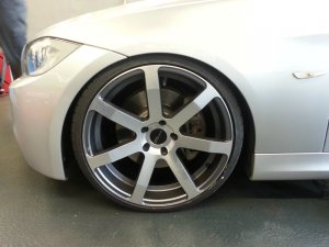 DIESEL POWER 335d - 3er BMW - E90 / E91 / E92 / E93 DIESEL POWER 335d - 3er BMW - E90 / E91 / E92 / E93