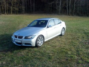 E90 325i Titansilber - 3er BMW - E90 / E91 / E92 / E93 E90 325i Titansilber - 3er BMW - E90 / E91 / E92 / E93