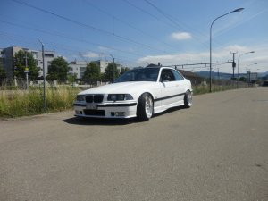BMW M3 3.2l Coupe - 3er BMW - E36 BMW M3 3.2l Coupe - 3er BMW - E36