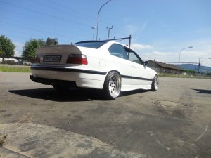 BMW M3 3.2l Coupe - 3er BMW - E36 BMW M3 3.2l Coupe - 3er BMW - E36