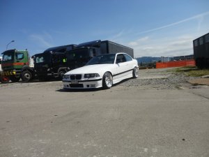 BMW M3 3.2l Coupe - 3er BMW - E36 BMW M3 3.2l Coupe - 3er BMW - E36