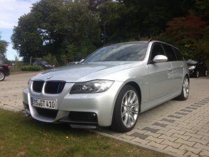 330xi mit M-Paket - 3er BMW - E90 / E91 / E92 / E93