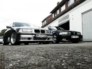 328i/Sedan - 3er BMW - E36