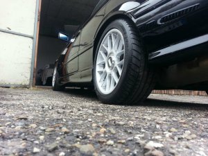 Individual Coupe in neuem Glanz - 3er BMW - E36