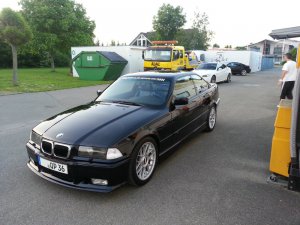 Individual Coupe in neuem Glanz - 3er BMW - E36