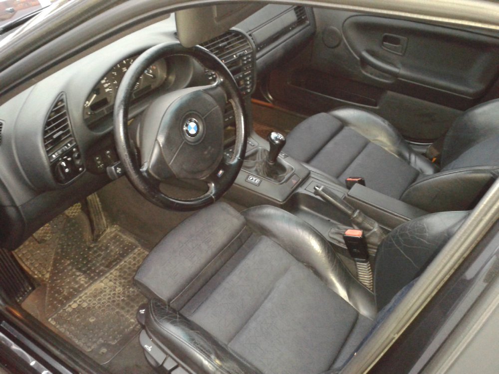323 Touring! Black is beautiful! - 3er BMW - E36