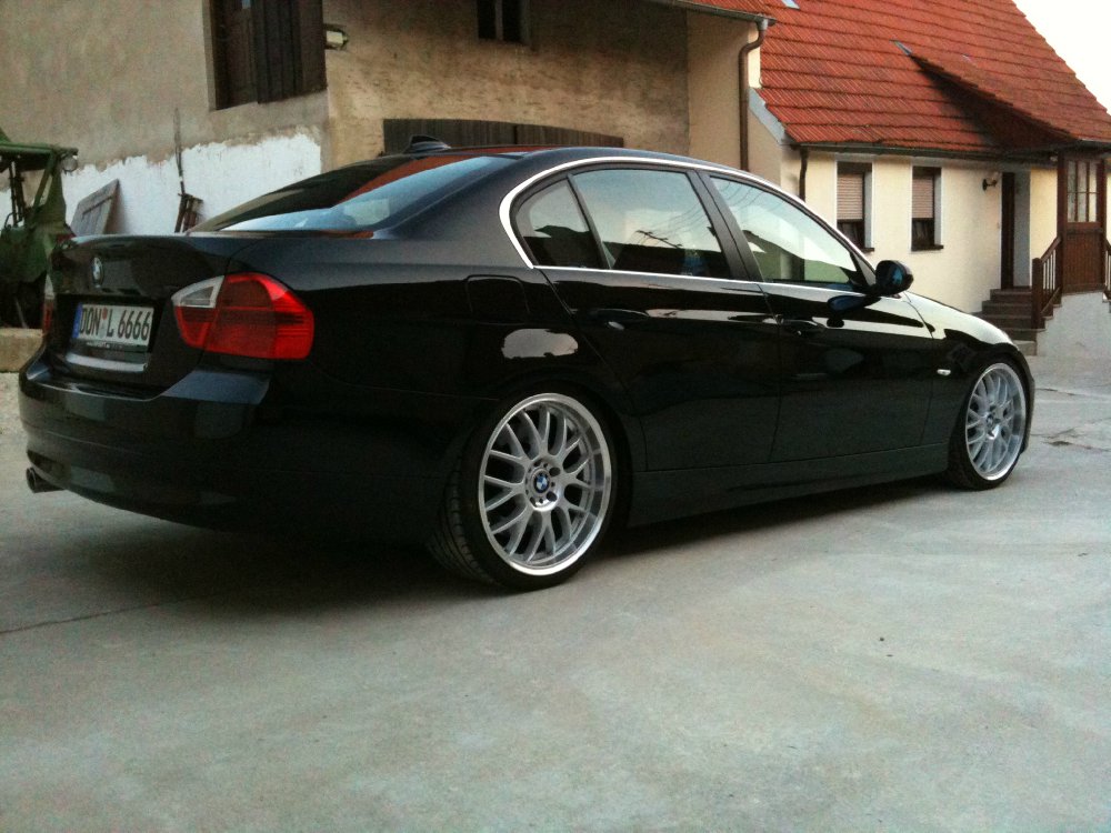 E90 325d BLACK - 3er BMW - E90 / E91 / E92 / E93