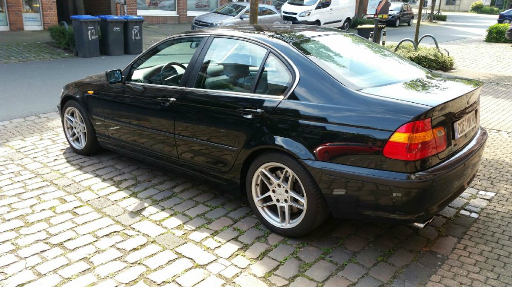 BMW 330i Limo schwarz - 3er BMW - E46