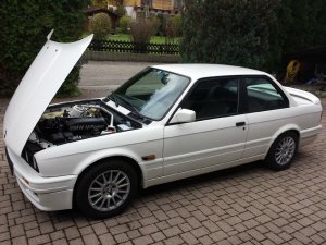 BMW E30 M3 320Is Alpinweiß 2türer - 3er BMW - E30 BMW E30 M3 320Is Alpinweiß 2türer - 3er BMW - E30