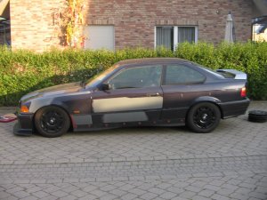 Asphaltbilder / Totalschaden ! - 3er BMW - E36