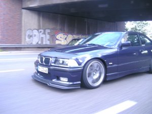 Asphaltbilder / Totalschaden ! - 3er BMW - E36