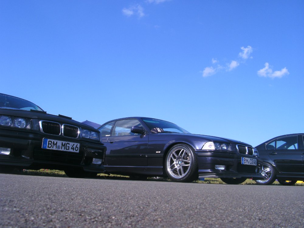 Asphaltbilder / Totalschaden ! - 3er BMW - E36