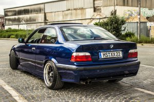 Avus blau 323i coupe - 3er BMW - E36