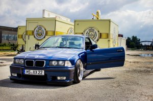 Avus blau 323i coupe - 3er BMW - E36