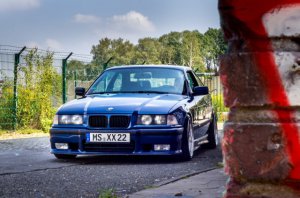 Avus blau 323i coupe - 3er BMW - E36