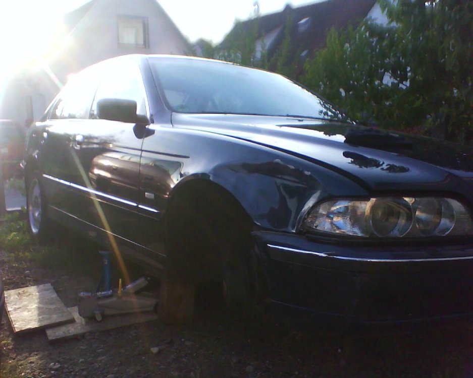 EX 523i Biarritzblau - 5er BMW - E39