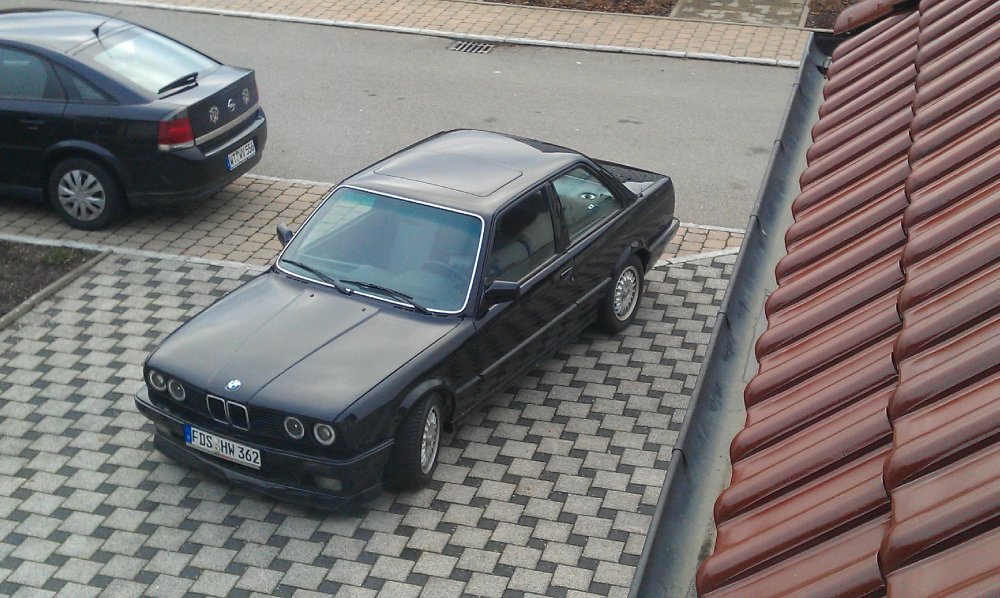 Azubiprojekt E30 Klavierlack - 3er BMW - E30