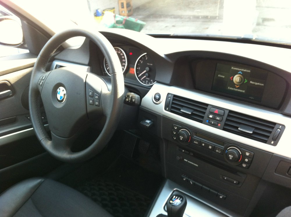 E90, 325i Limousine - 3er BMW - E90 / E91 / E92 / E93