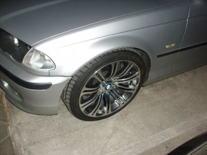 MAM B1 Felge in 8x18 ET 35 mit Dunlop SP Sport Maxx Reifen in 225/40/18 montiert hinten Hier auf einem 3er BMW E46 320d (Touring) Details zum Fahrzeug / Besitzer