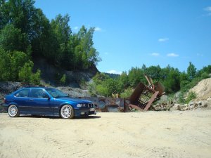 BMW-S
																	<br class=