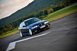 M-compact 323ti **Neue Felgen** - 3er BMW - E36