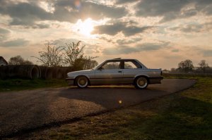 E30 325i - 3er BMW - E30
