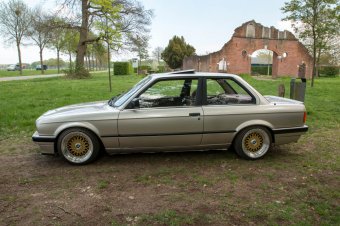 E30 325i - 3er BMW - E30