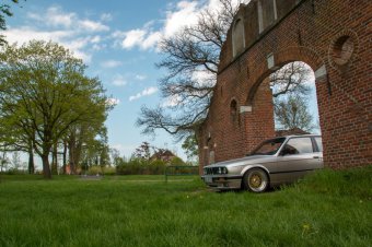 E30 325i - 3er BMW - E30