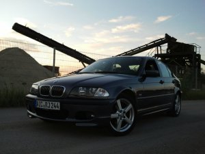 E46, 318 Limo AKA Michelle, mein erster BMW :) - 3er BMW - E46 E46, 318 Limo AKA Michelle, mein erster BMW :) - 3er BMW - E46