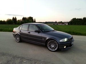 E46, 318 Limo AKA Michelle, mein erster BMW :) - 3er BMW - E46 E46, 318 Limo AKA Michelle, mein erster BMW :) - 3er BMW - E46