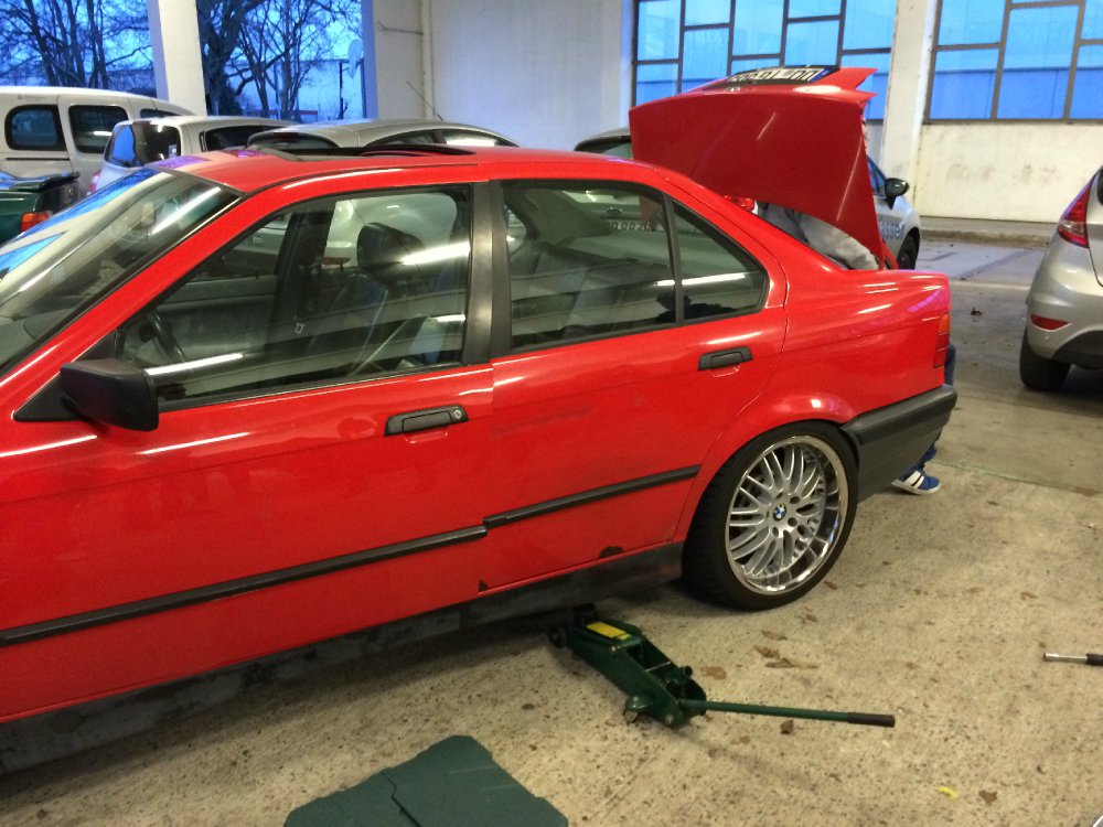 Grobaustelle 316i -> 323i - 3er BMW - E36