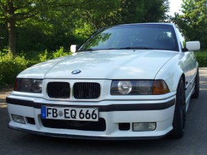 six pack in white - 3er BMW - E36