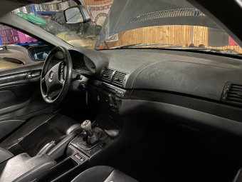 Augustin - Schlachten oder Aufbauen? - 3er BMW - E46 Augustin - Schlachten oder Aufbauen? - 3er BMW - E46