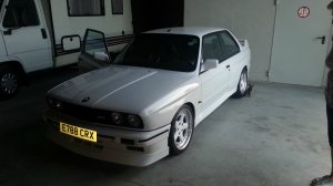 E30 M3 Alpinweiß - 3er BMW - E30 E30 M3 Alpinweiß - 3er BMW - E30