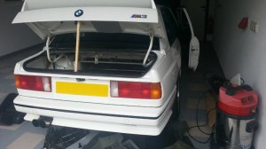 E30 M3 Alpinweiß - 3er BMW - E30 E30 M3 Alpinweiß - 3er BMW - E30