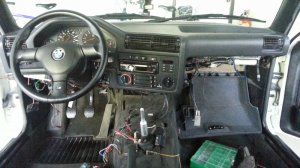 E30 M3 Alpinweiß - 3er BMW - E30 E30 M3 Alpinweiß - 3er BMW - E30