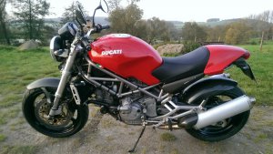 "Das Monster" Ducati Monster S4 SPS - Fremdfabrikate