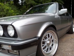 Bmw 327i VFL-LIMO - 3er BMW - E30 Bmw 327i VFL-LIMO - 3er BMW - E30