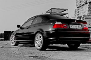 E46 318i Coupé Carbonschwarz - 3er BMW - E46 E46 318i Coupé Carbonschwarz - 3er BMW - E46