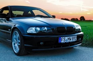 E46 318i Coupé Carbonschwarz - 3er BMW - E46 E46 318i Coupé Carbonschwarz - 3er BMW - E46