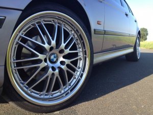 BMW E39 523i Aspensilber 19" - 5er BMW - E39