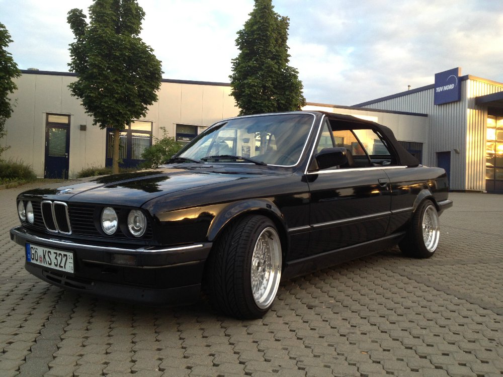 BMW E30 327i Cabrio - 3er BMW - E30