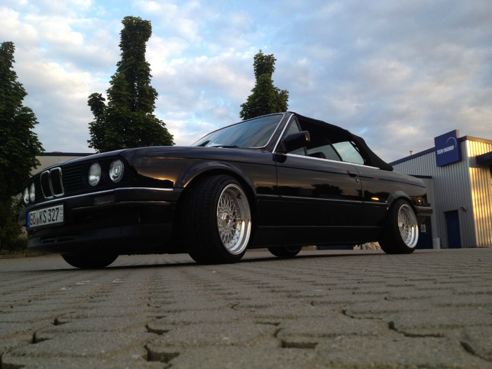 BMW E30 327i Cabrio - 3er BMW - E30