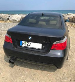 BMW E60 530i Carbonschwarz - 5er BMW - E60 / E61
